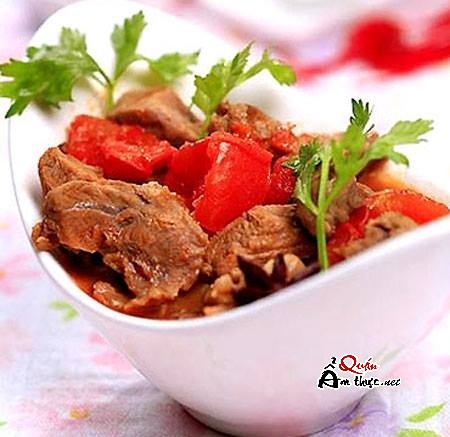 bo-ham-ca-chua Món ăn bổ dưỡng: thịt bò hầm cà chua ngon miệng