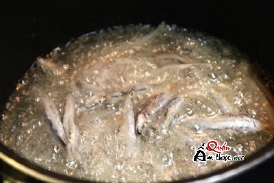 ca-com-chien-gion Lạ miệng với món cá cơm chiên giòn tẩm nước mắm