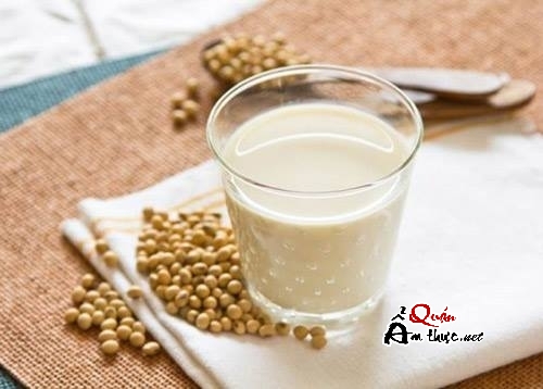 sua-dau-nanh2 4 Cách làm sữa đậu nành kiểu mới thơm ngon