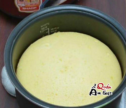 cach-lam-banh-kem-bap-bang-noi-com-dien-1 Cách làm bánh kem bắp ngon và đơn giản