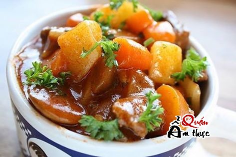 thit-bo-ham-khoai-tay-ca-rot Cách nấu thịt bò hầm khoai tây cà rốt
