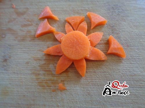 cach-tia-hoa-hung-duong-tu-ca-rot Cách tỉa hoa hướng dương từ cà rốt