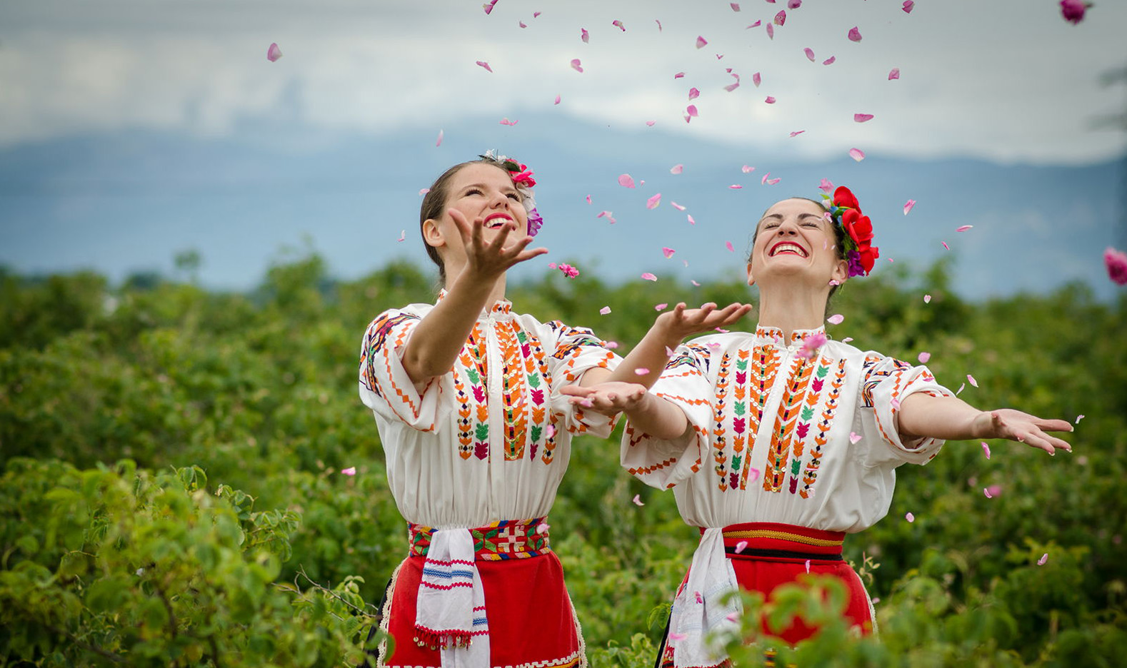 762618 Tất tật thông tin cần biết về lễ hội hoa hồng Bulgaria lớn nhất Việt Nam