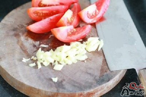 mua-xao-dua-chua Cách nấu mực xào dưa chua cho bữa cơm tối thêm ngon